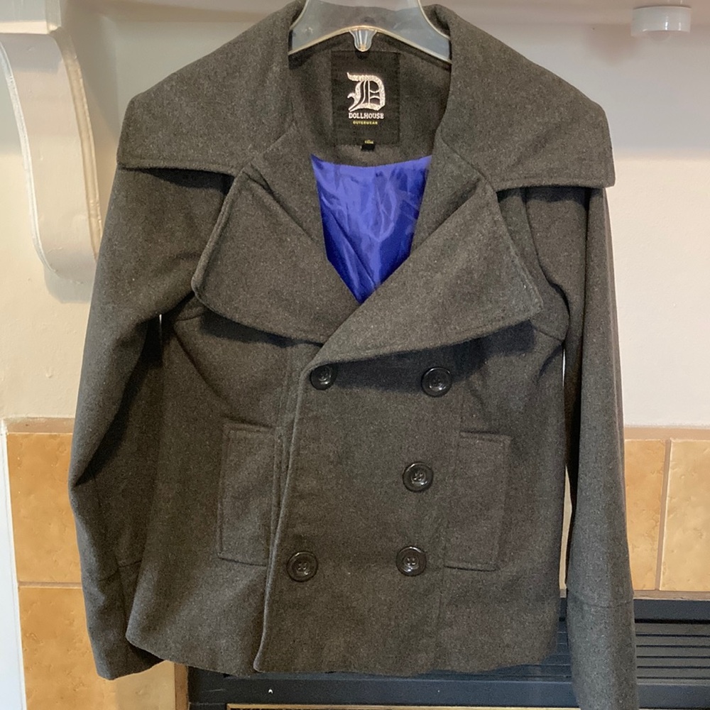 Dollhouse Outerwear Women’s Pea Coat (size S)